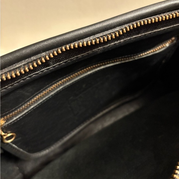 Coach Vintage Black Metropolis Zip Shoulder Bag Leather, 9087 - Picture 10 of 12